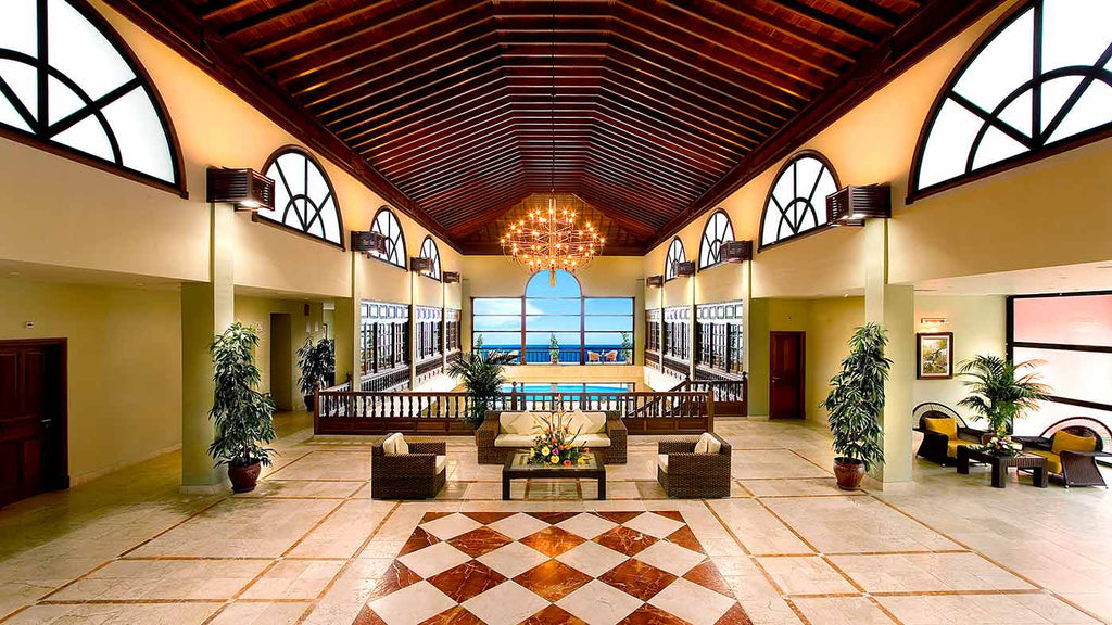 Hotel Las Olas