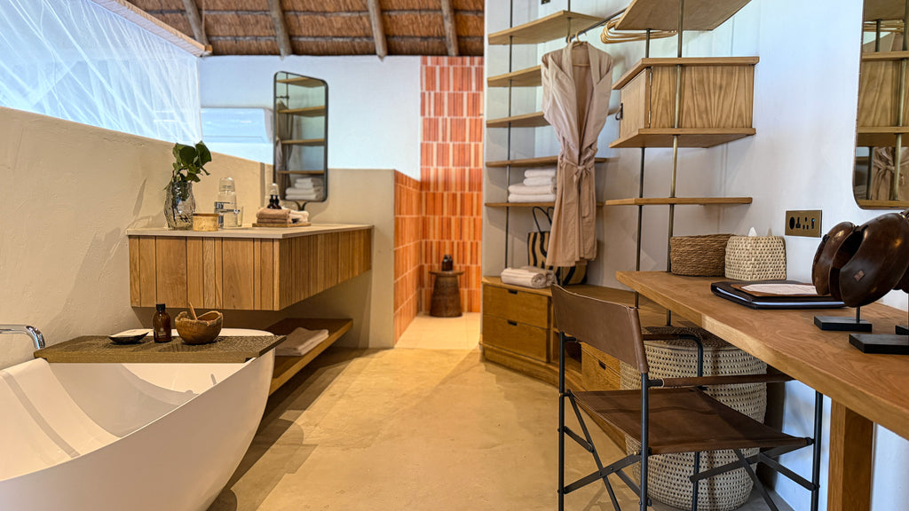 Suite bathroom