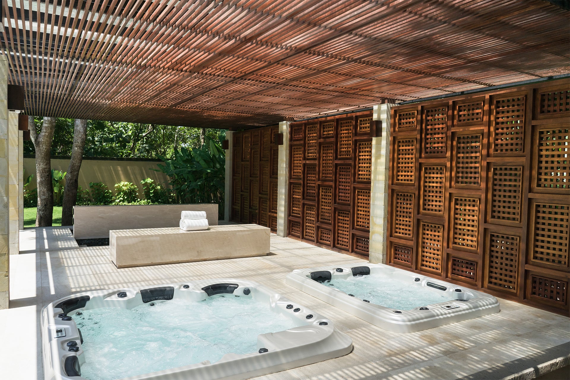REVĪVŌ Wellness Resort Nusa Dua Bali