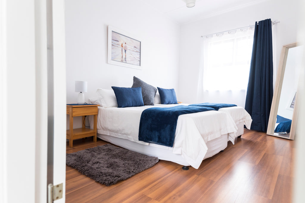 Bed room