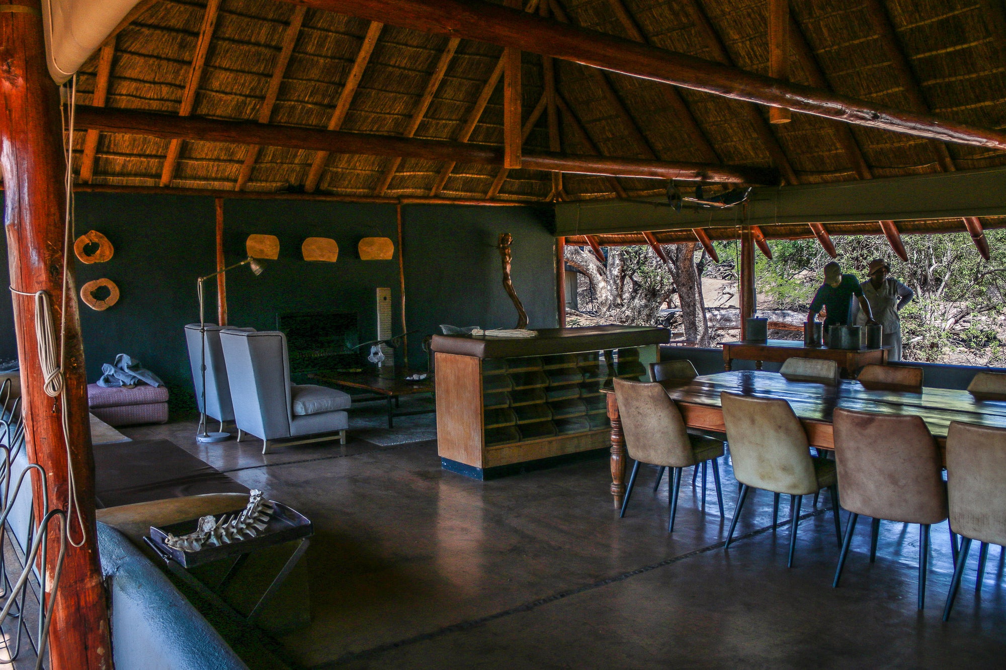 Central thatched lounge and dining area