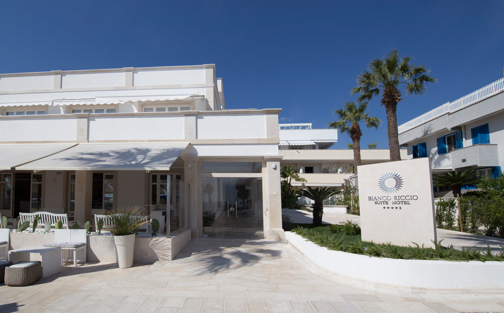 Bianco Riccio Suite Hotel