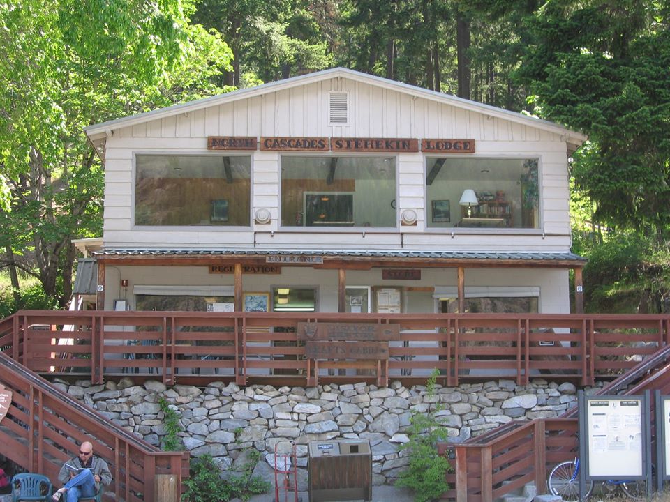 North Cascades Lodge at Stehekin