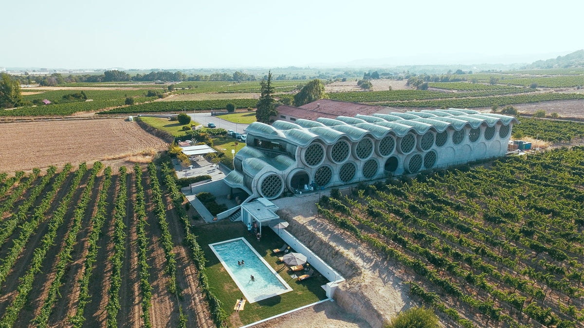Cava & Hotel Mastinell