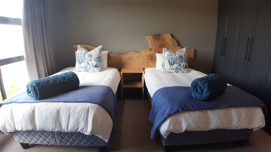 Critchley Hackle Lakeside Suites