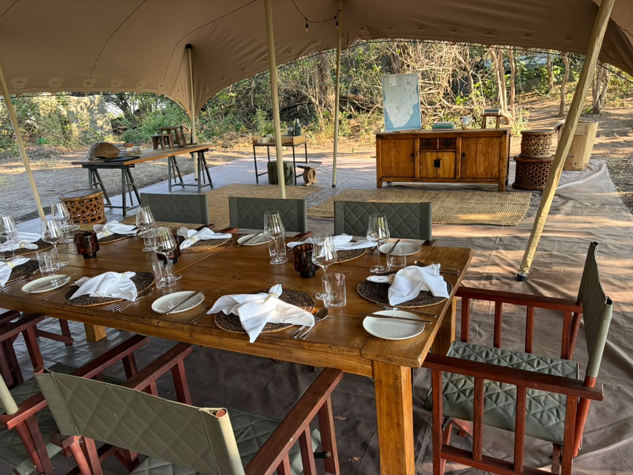Main Area & Bar