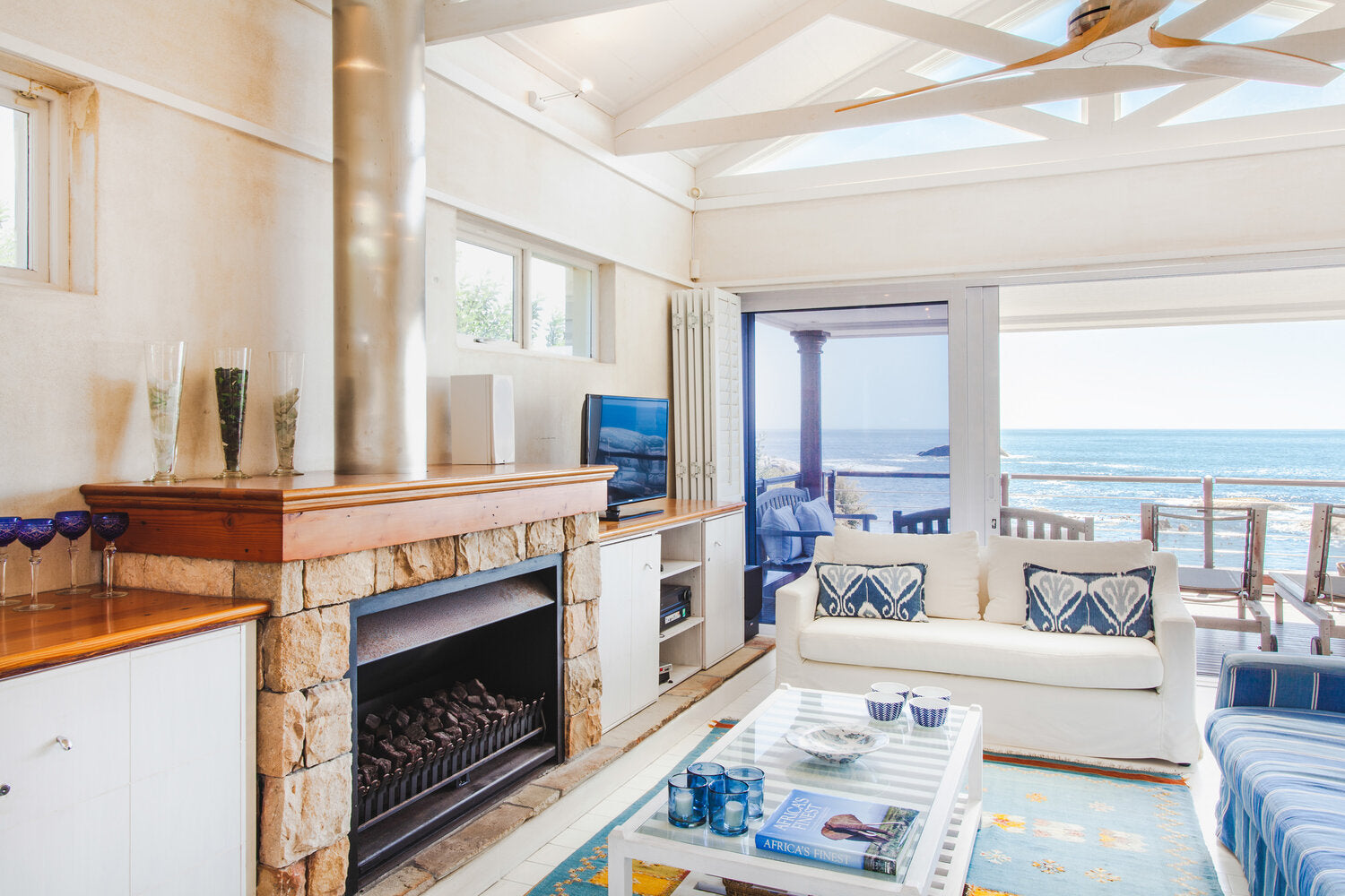 Rare Earth Bakoven Beach House