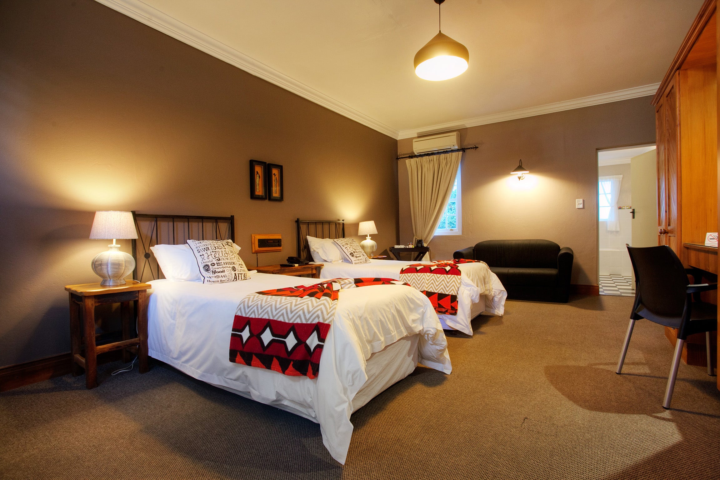 Village rooms - twin beds