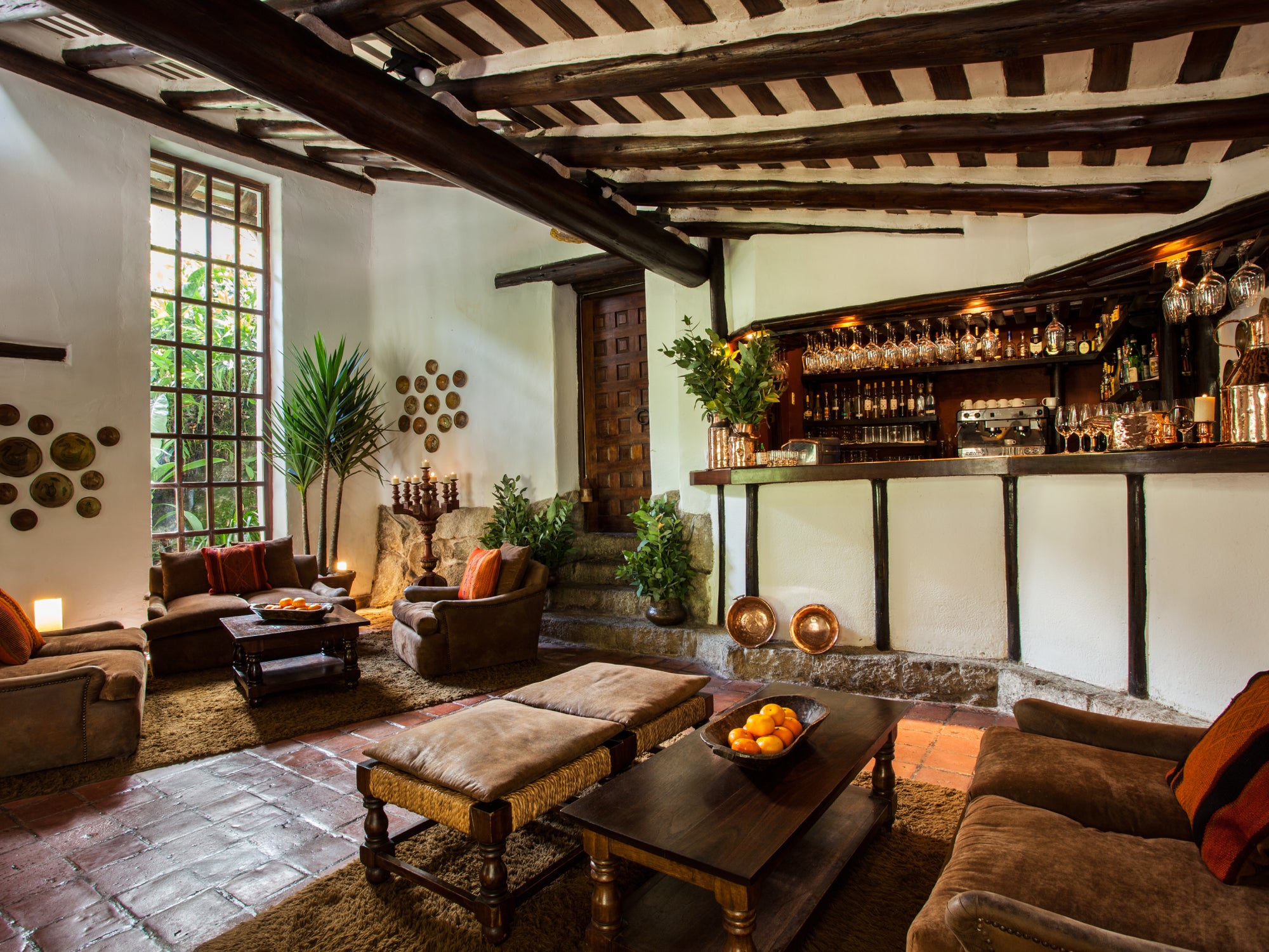 Dining room & Bar