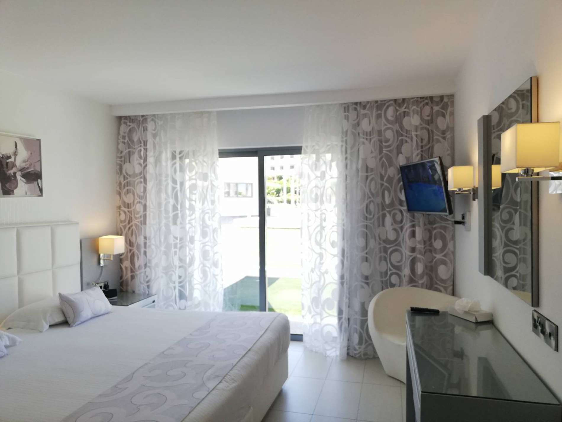 St. George Hotel Spa & Beach Resort : Family Suites