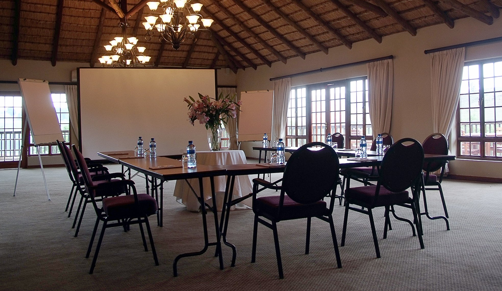 Granny Mouse Country House & Spa - Caversham Room