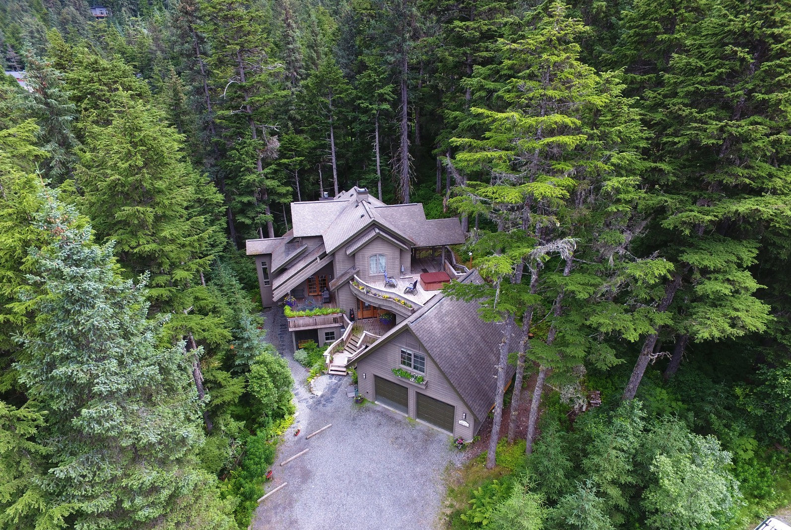 Hidden Creek Bed & Breakfast