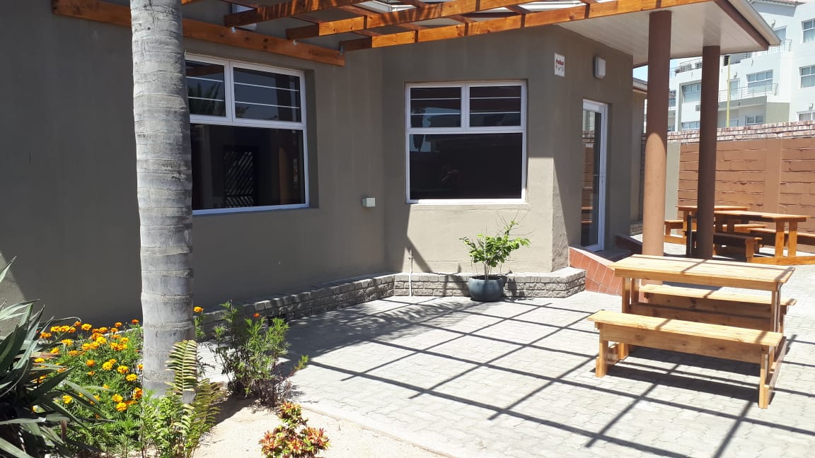 Breakfast front Area