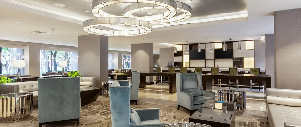 DoubleTree by Hilton Hotel & Suites Houston by the Galleria