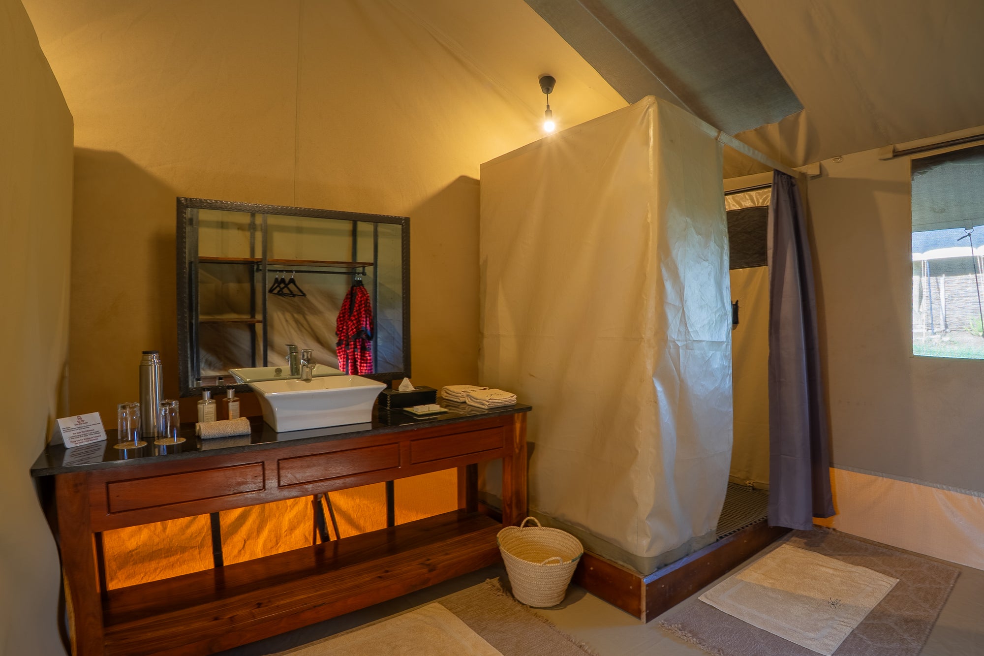 Double/Single Tent