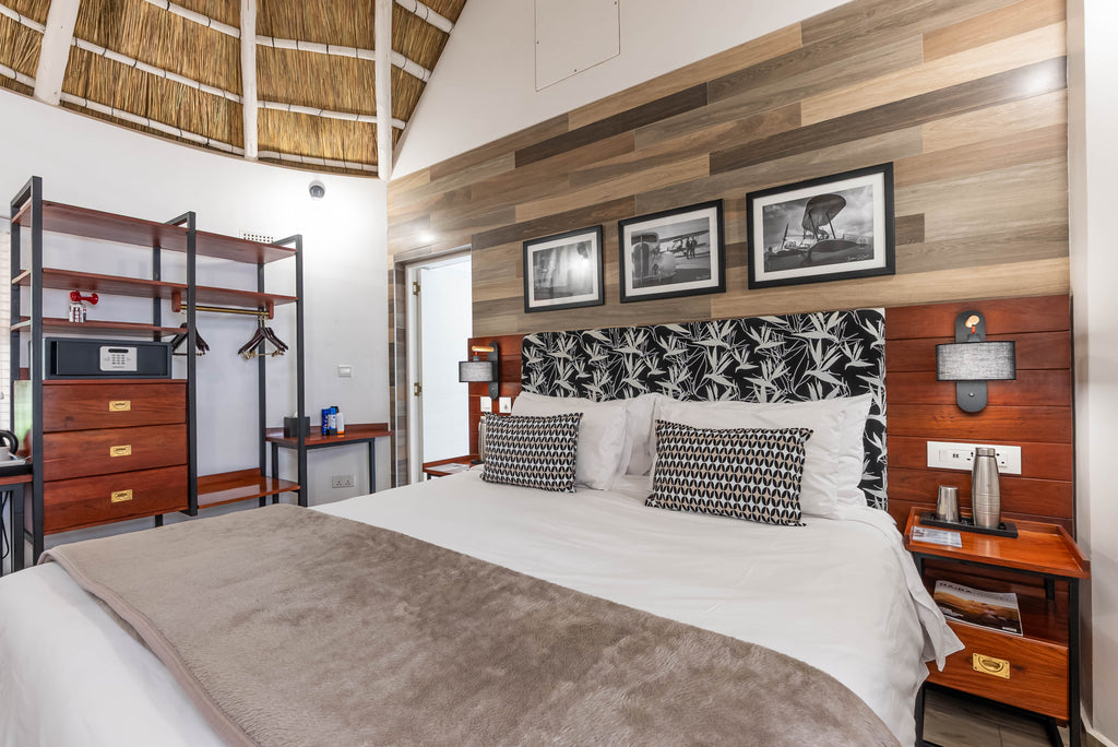 Honeymoon Room