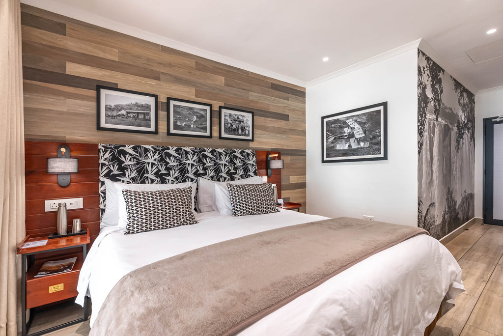 Deluxe King Patio Room
