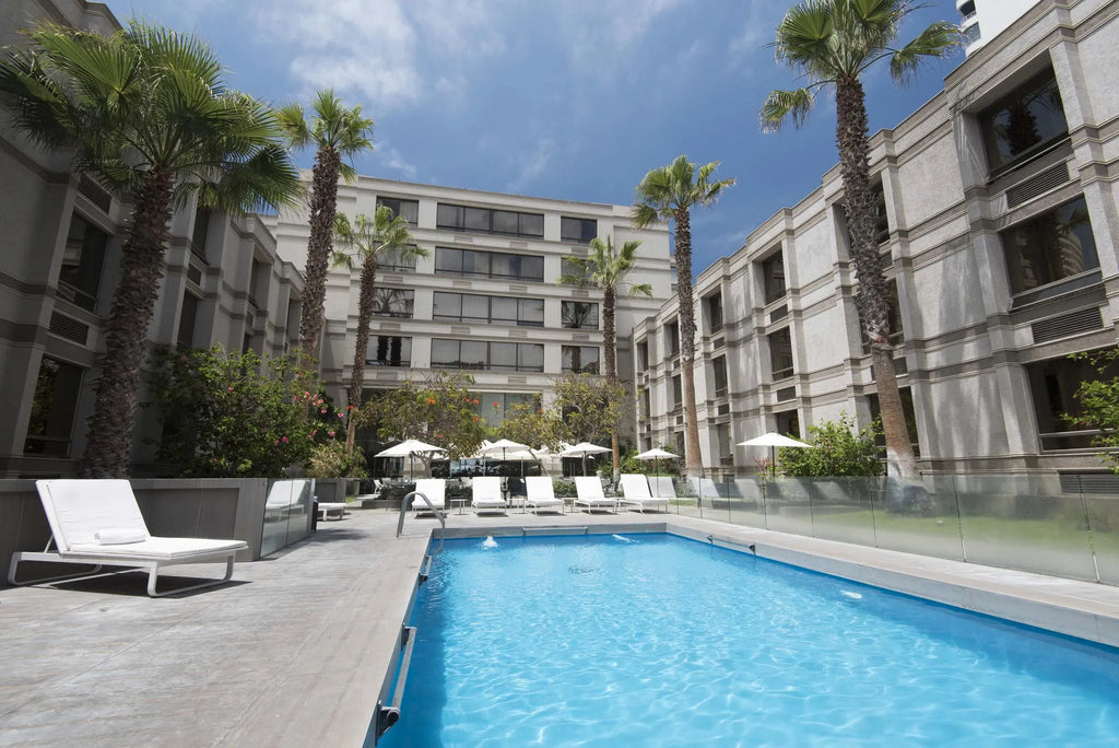 PISCINA at Holiday Inn Express Iquique, Iquique, Chile.
