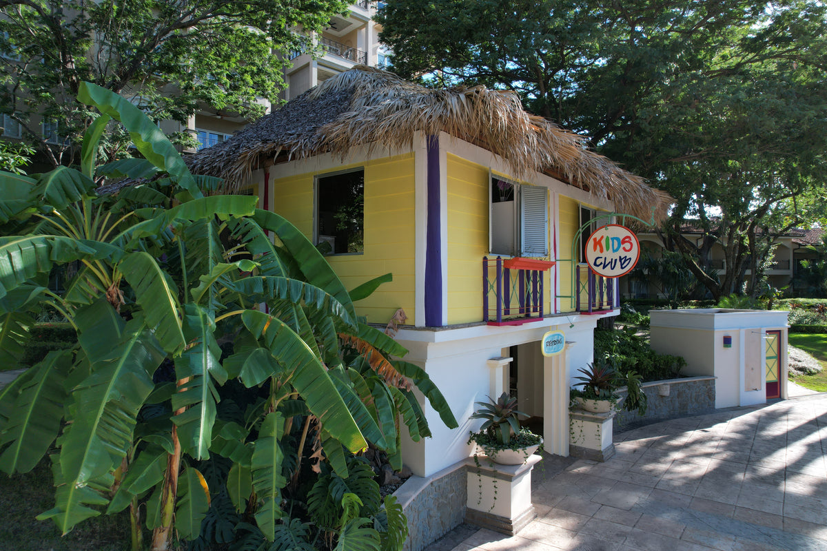 Hotel Tamarindo Diria Beach Resort