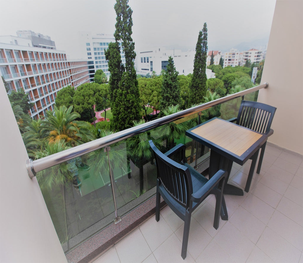 Karaca Hotel