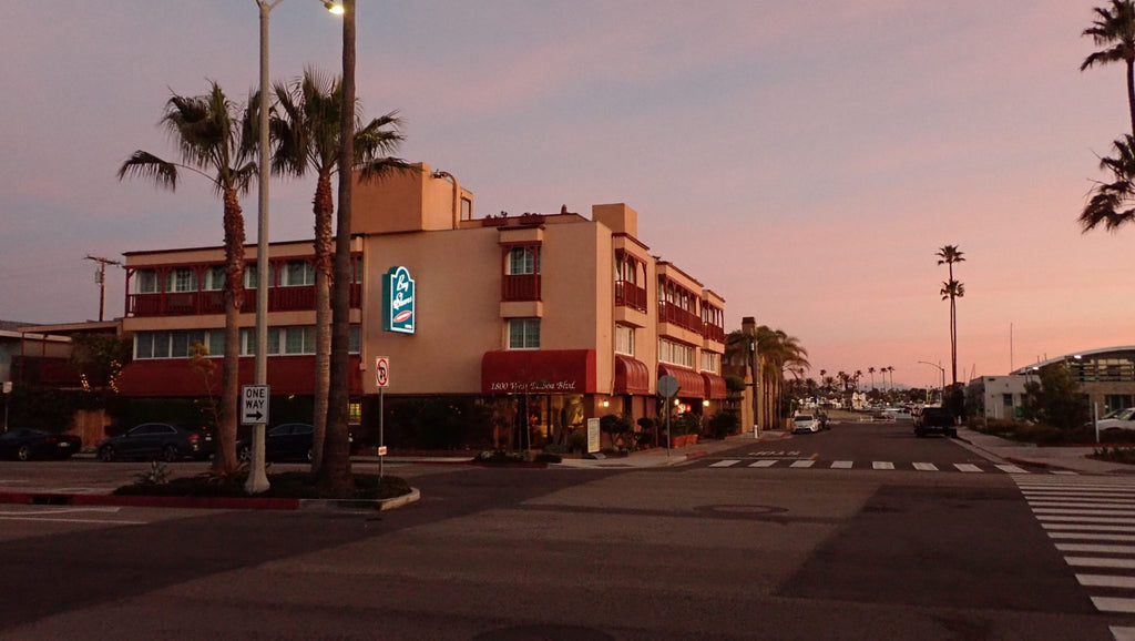 Bay Shores Peninsula Hotel