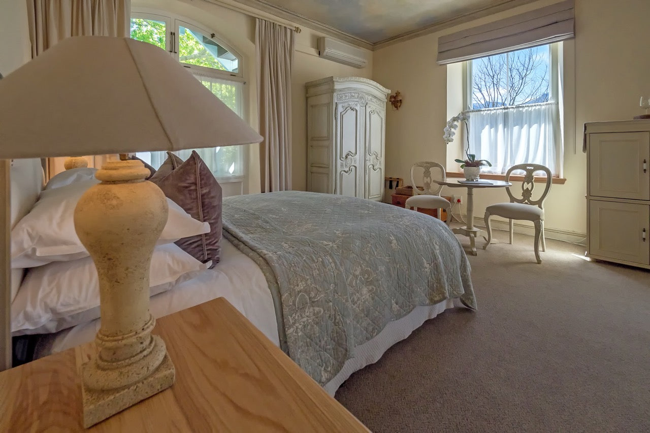 Honeymoon Suite