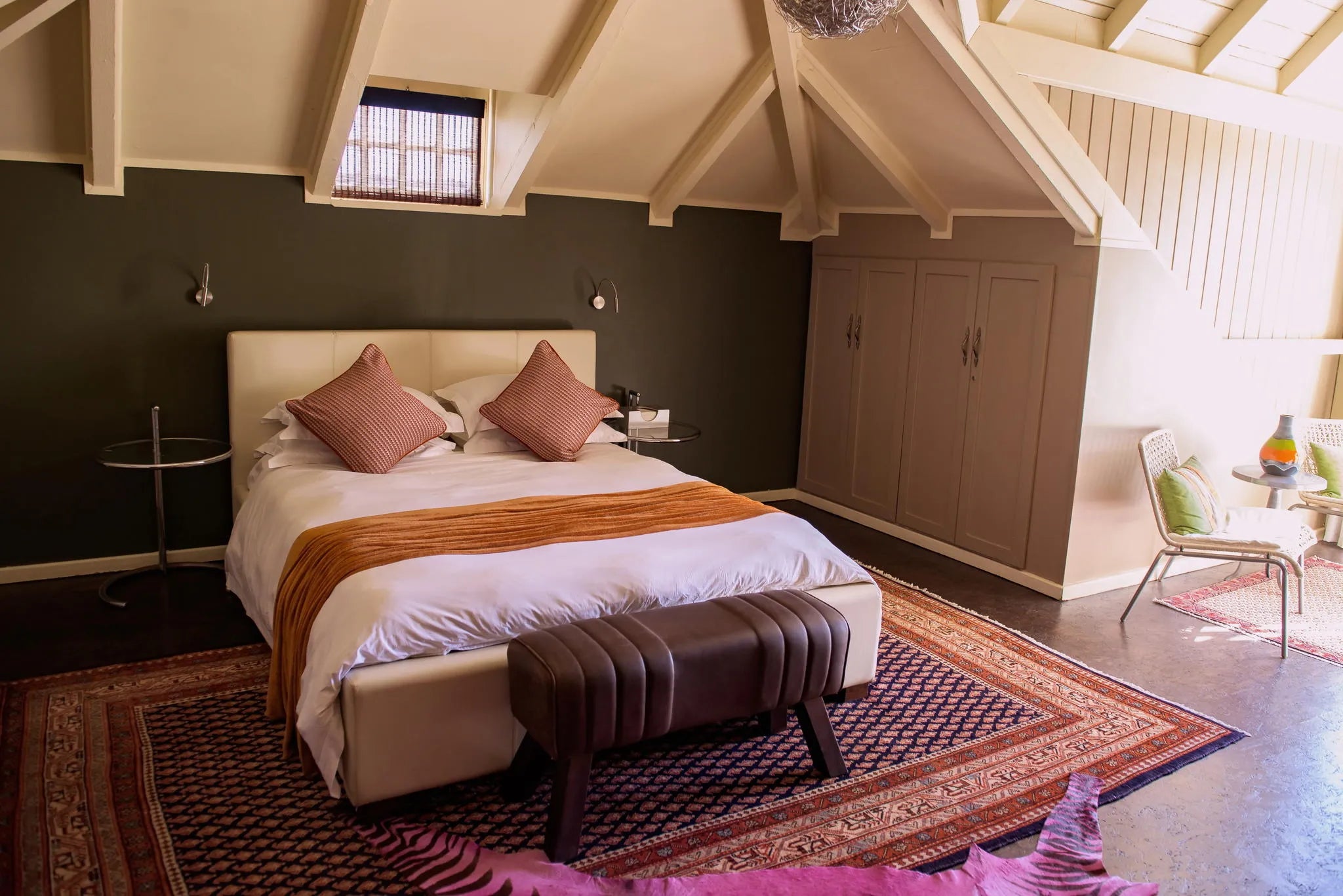 Room gallery image 2.