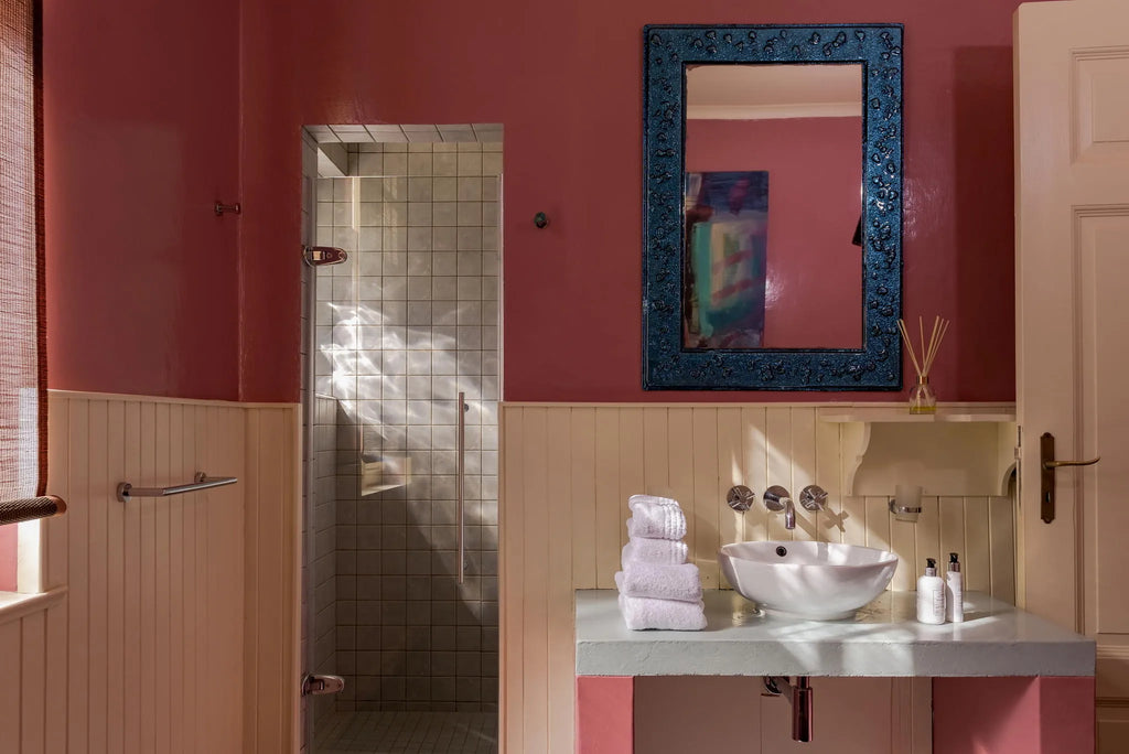 Room gallery image 3.