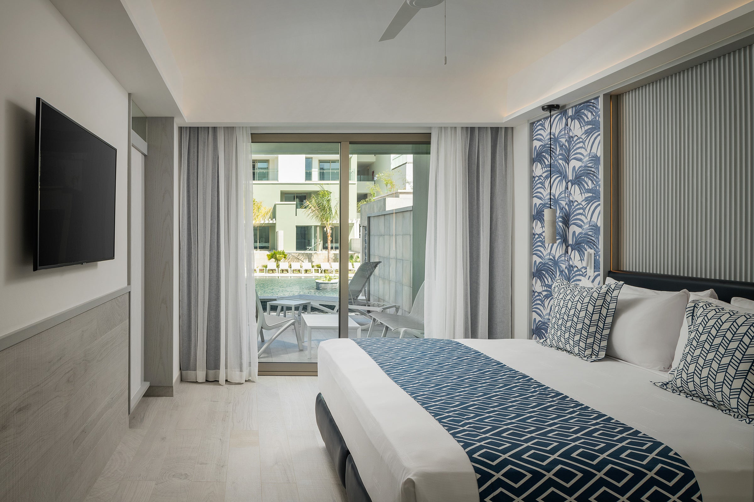 Privileged Suite & Swim up
