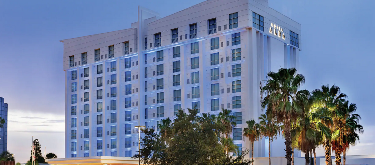 Hotel Alba Tampa, Tapestry Collection by Hilton