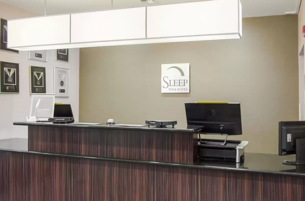 Sleep Inn & Suites Redmond