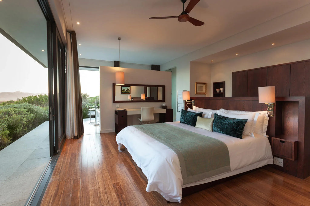 Room gallery image 6.