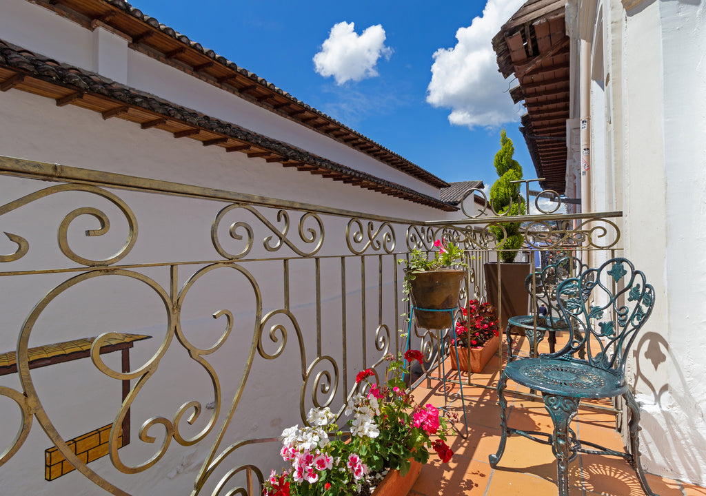 balcony