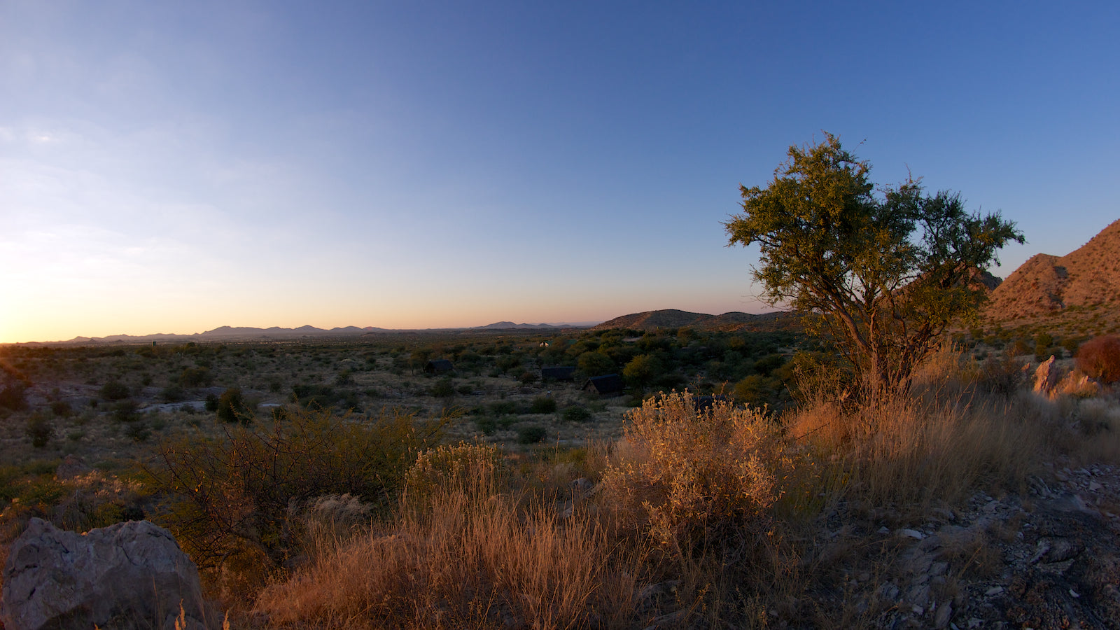 Etusis Lodge — Sundowner Drives