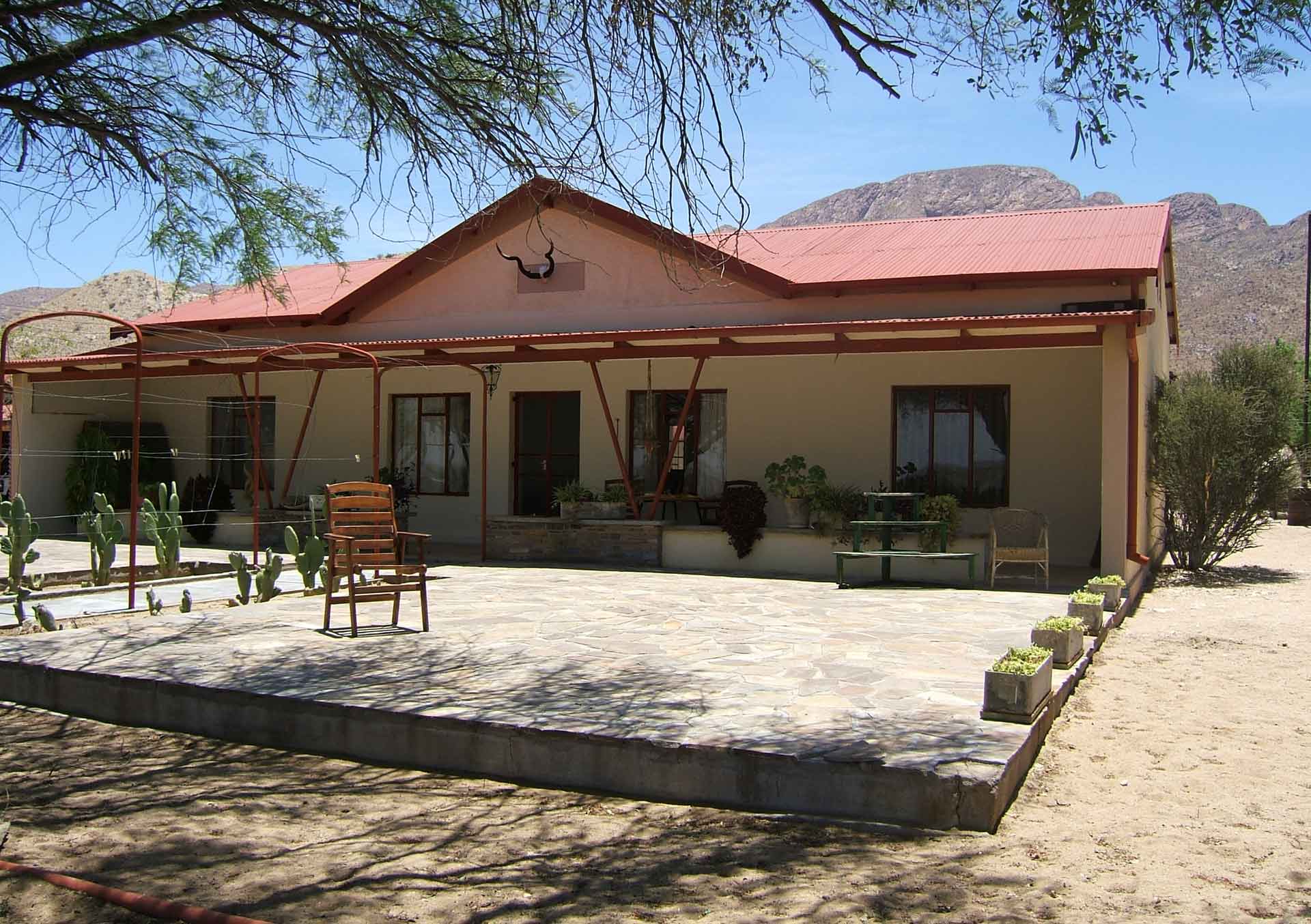 Etusis Lodge — Farmhouse