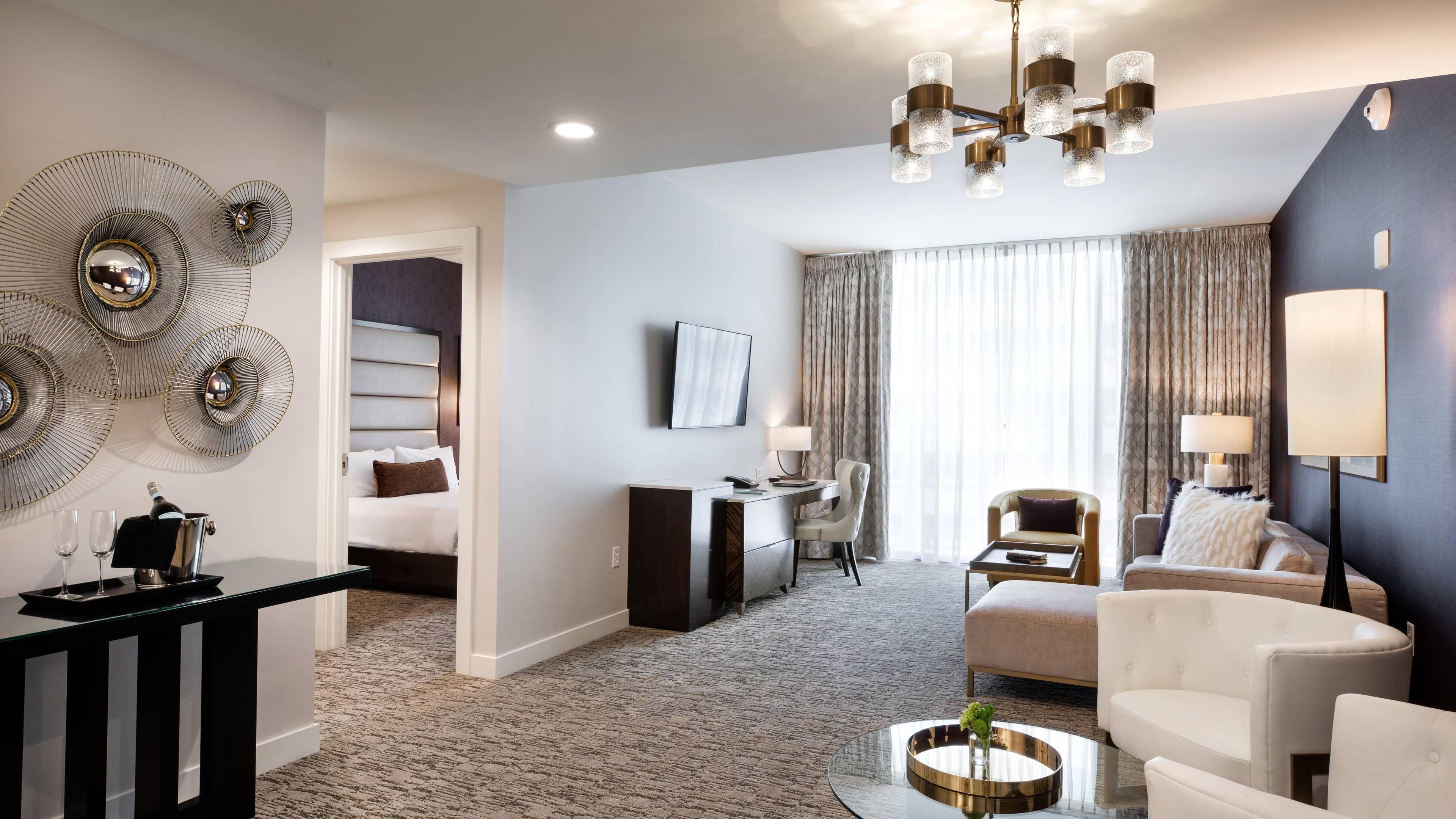 Ambassador Hotel Kansas City, Autograph Collection