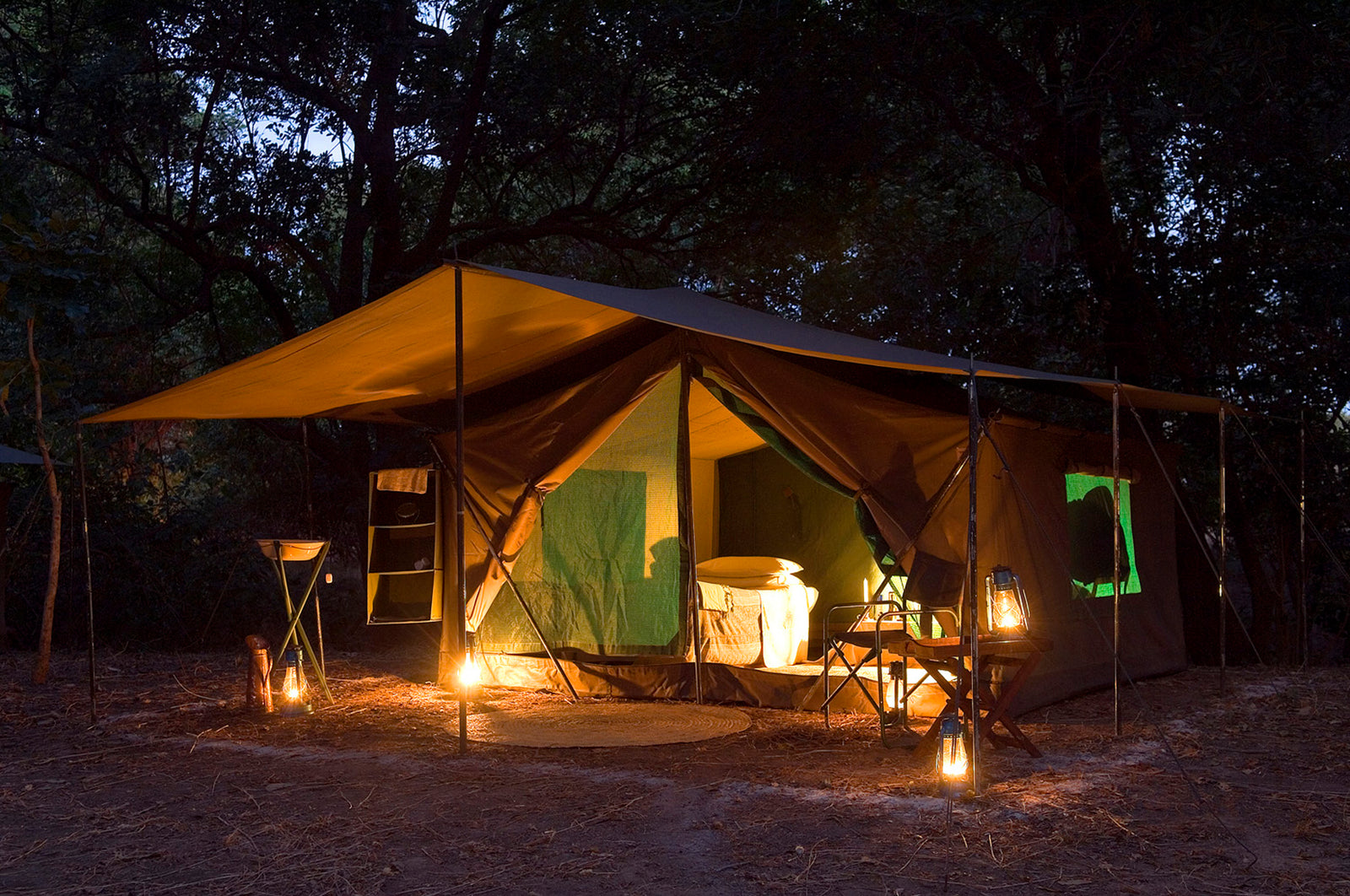 Robin Pope Walking Mobile Safaris