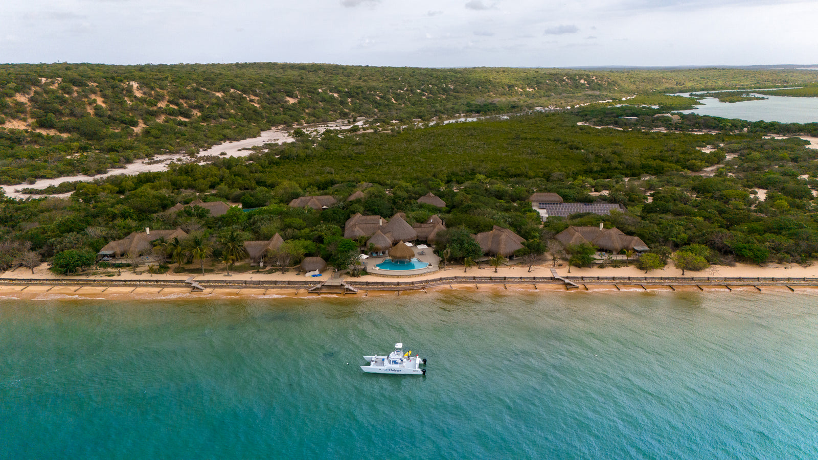 Pambele Mozambique — Beachfront Villas