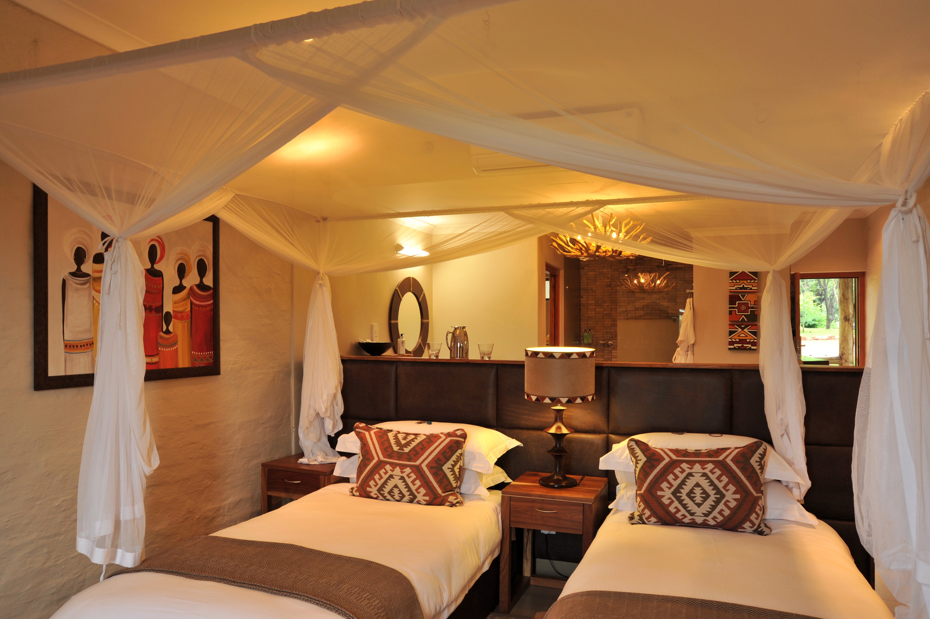 Victoria Falls Safari Club