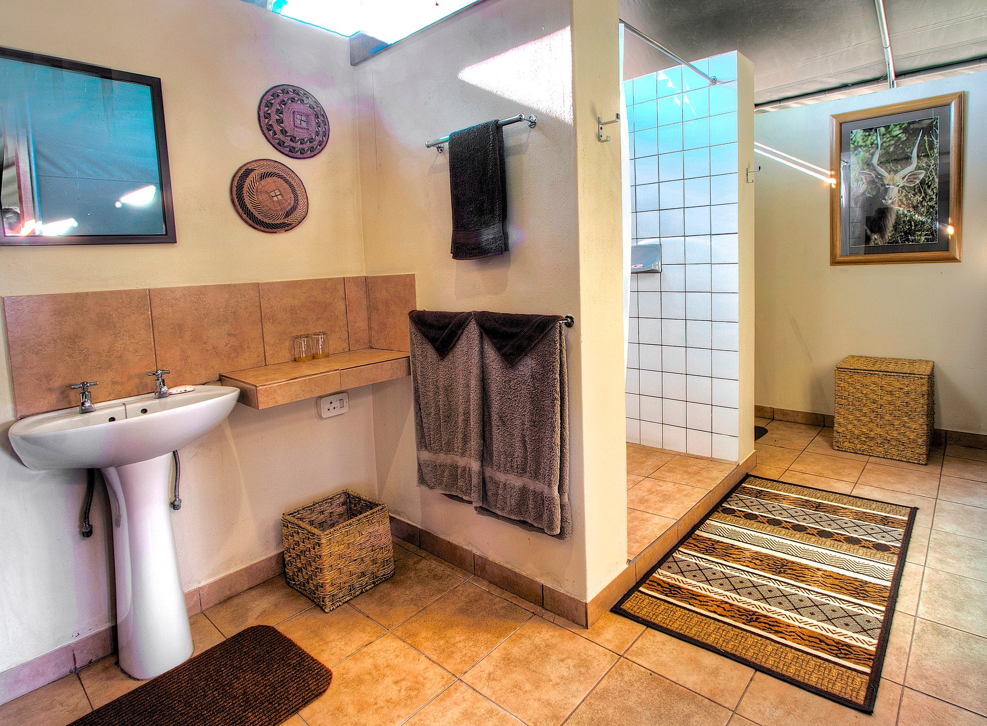 Spurwing Suite En Suite Bathroom
