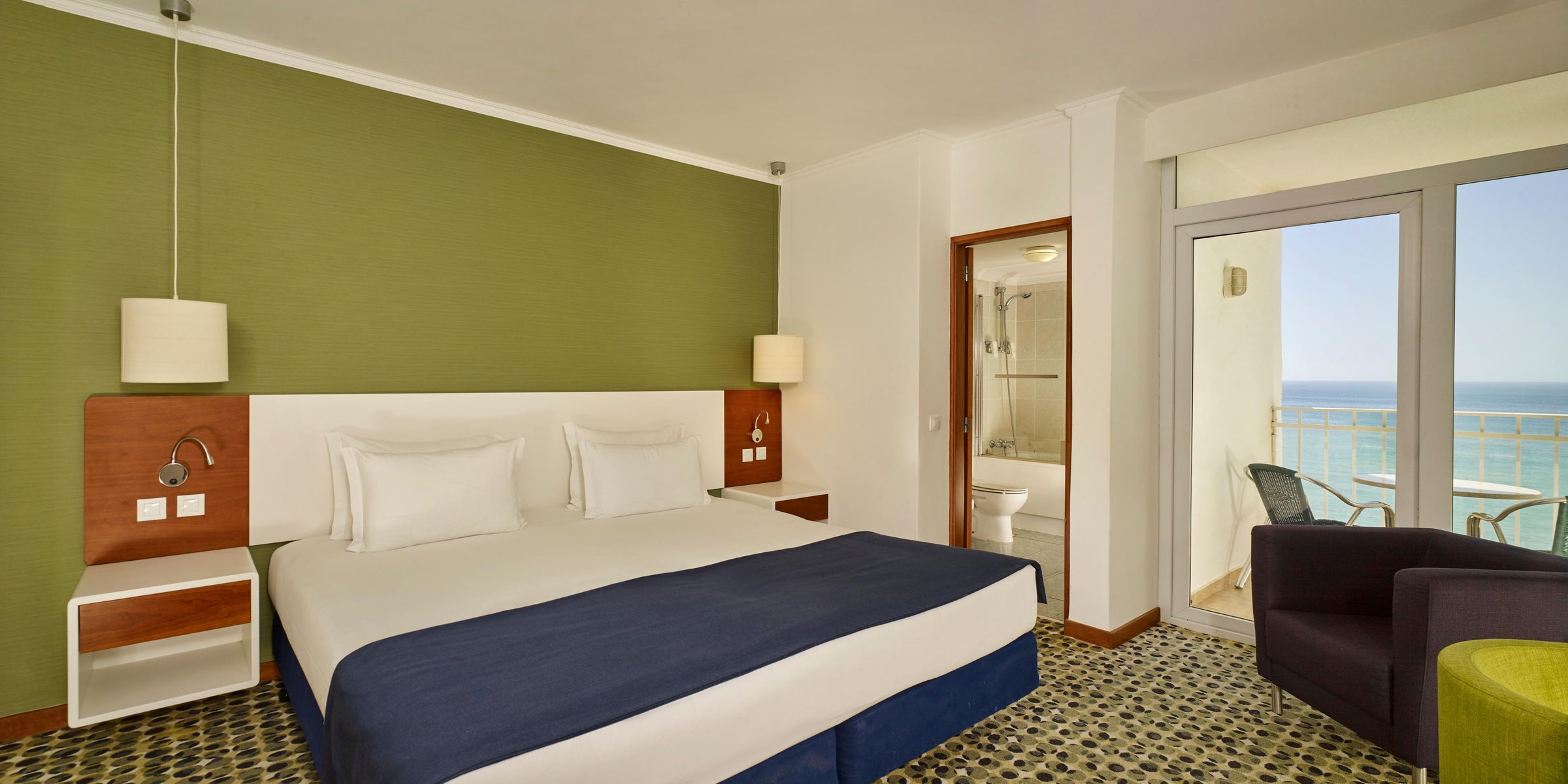 Holiday Inn Algarve Armacao de Pera