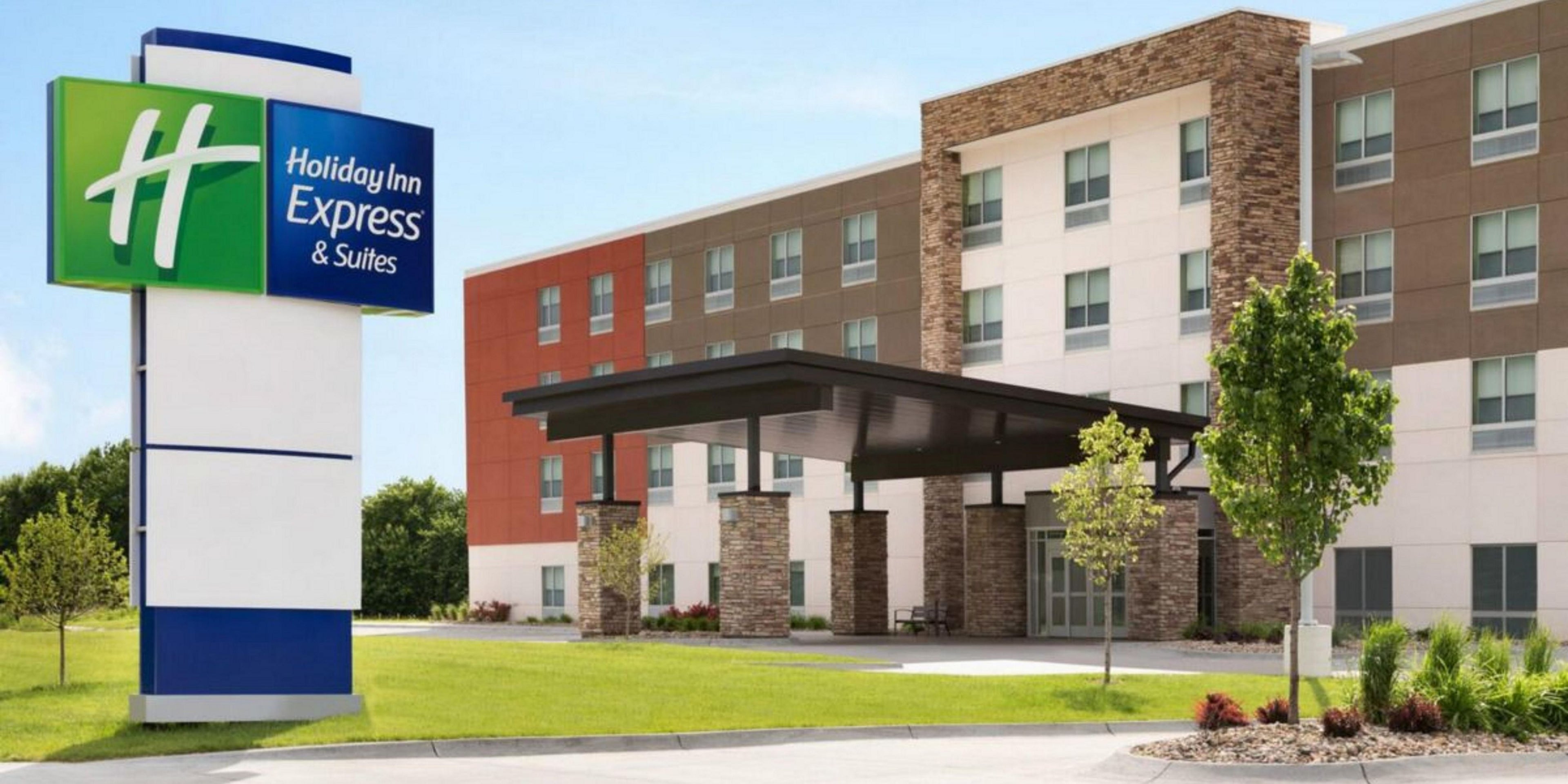 Holiday Inn Express & Suites Bullhead City