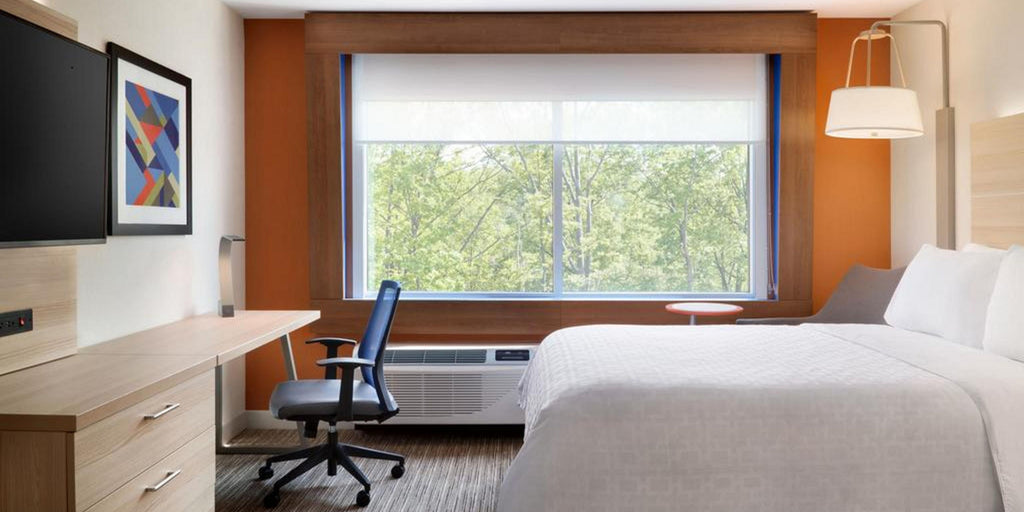 Holiday Inn Express & Suites Bullhead City