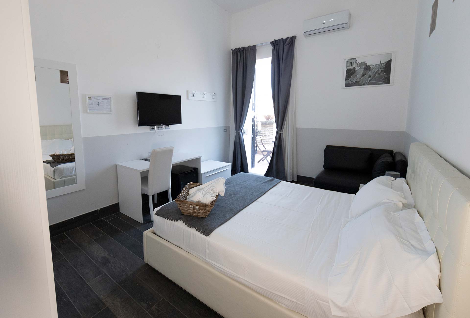Arch Rome Suites