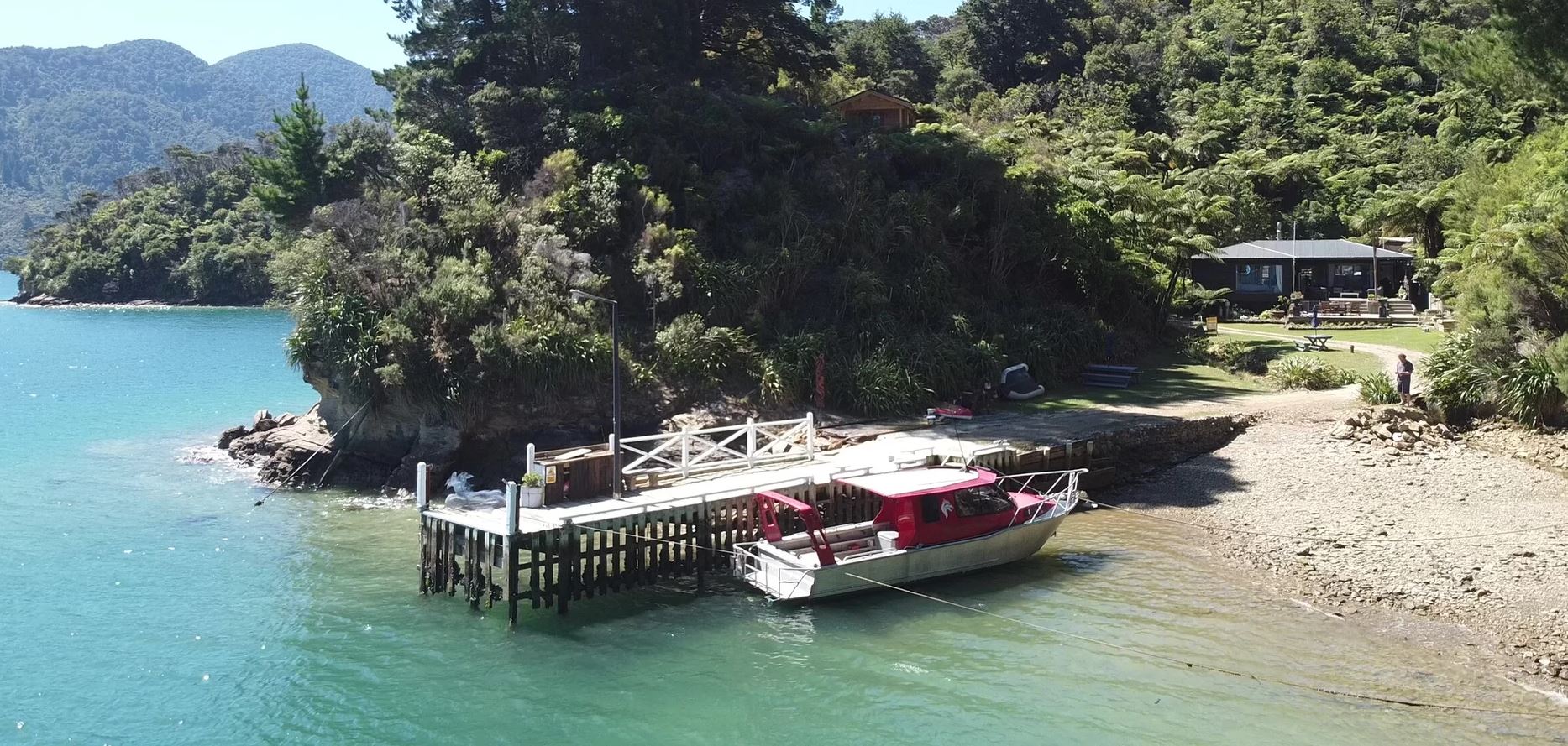 Tawa Cove Cabins