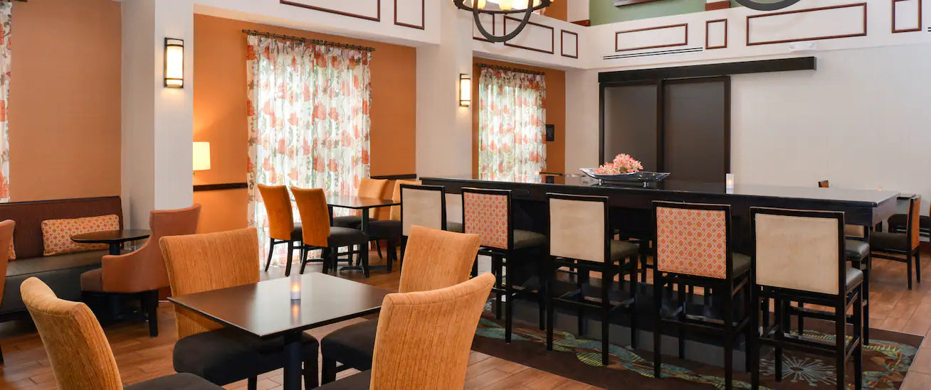 Hampton Inn & Suites Plymouth