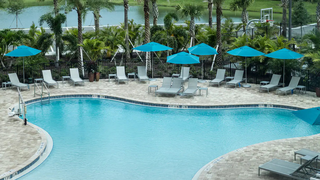Hampton Inn & Suites Cape Canaveral Cruise Port
