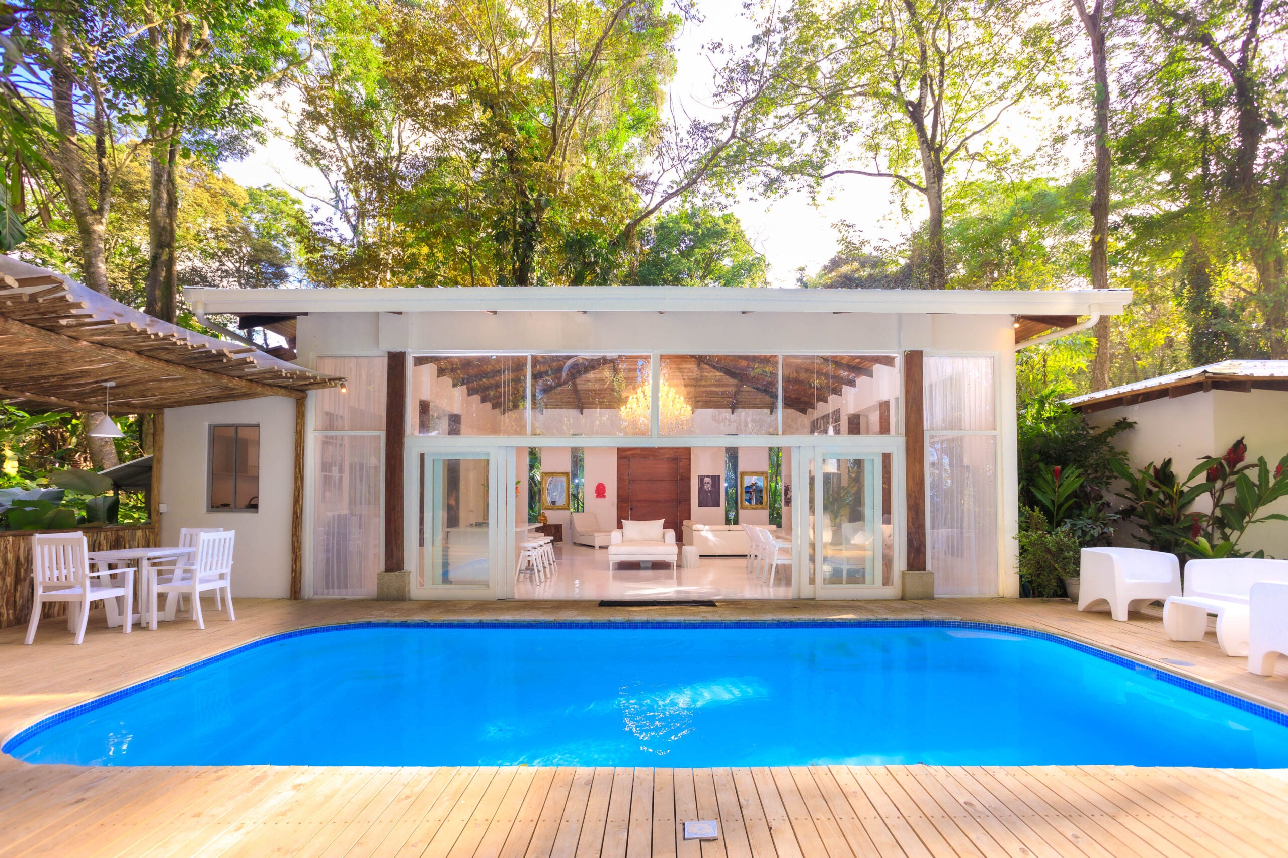 Gigi Brown Villa Paparazzi Puerto Viejo
