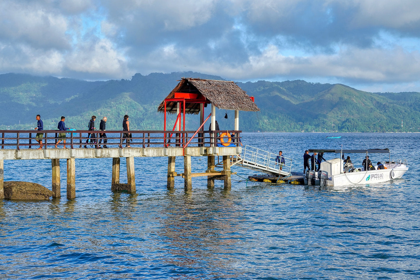 Spice Island Divers