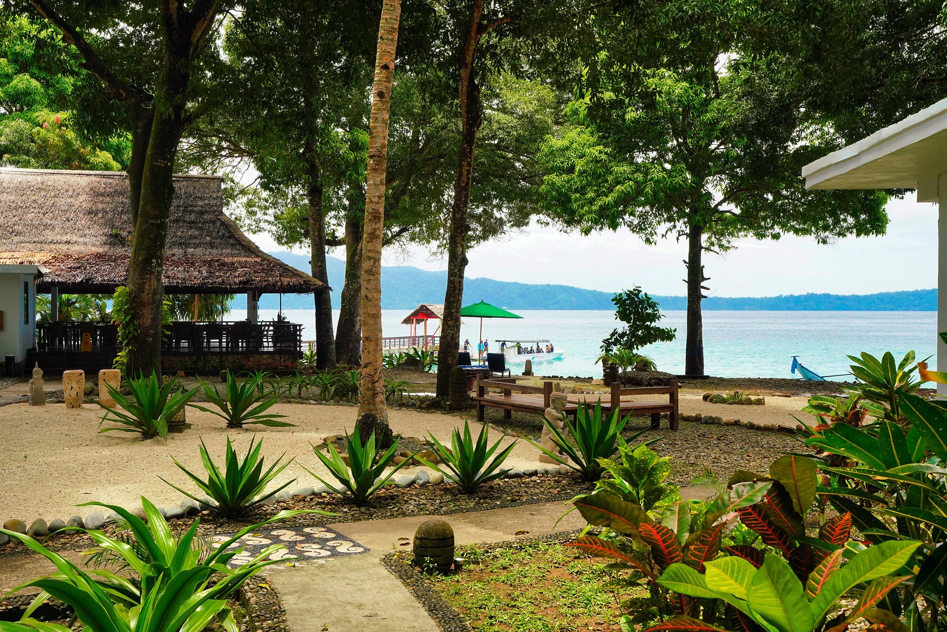 Spice Island Divers